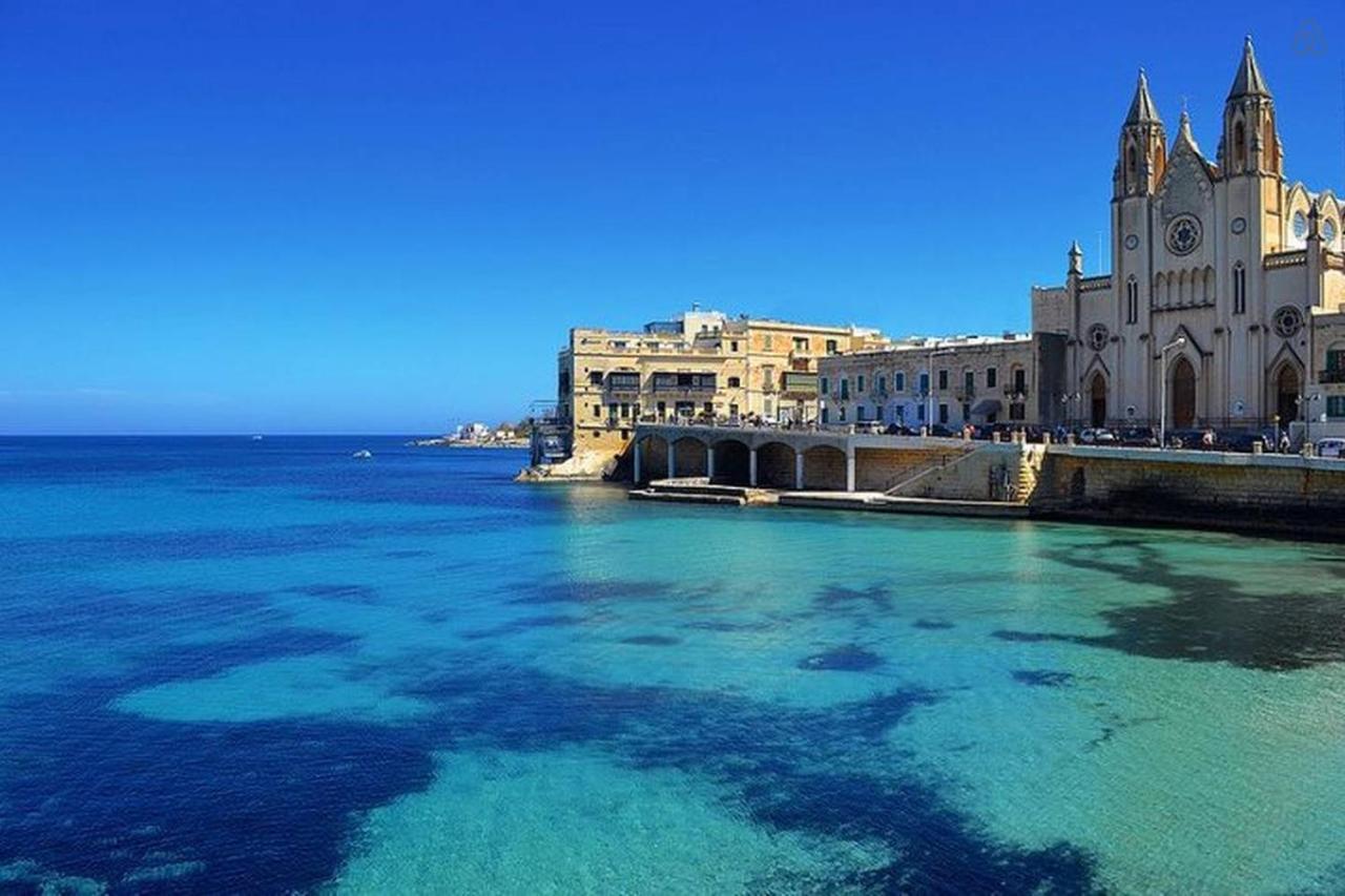 Chic 2Br Penthouse Steps From The Promenade Apartamento Sliema Exterior foto
